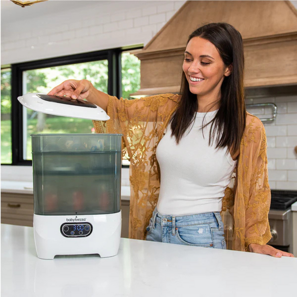 Sterilizator si uscator biberoane Advanced Baby Brezza